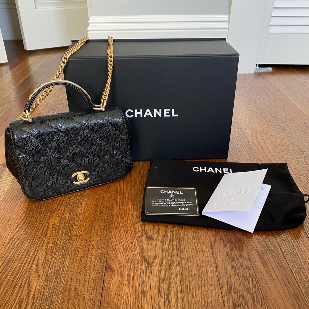 🔺SOLD🔺Chanel top handle cross body